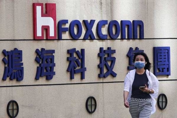 Foxconn Tawarkan Gaji Lebih Tinggi bagi Pekerja Huawei dibandingkan iPhone